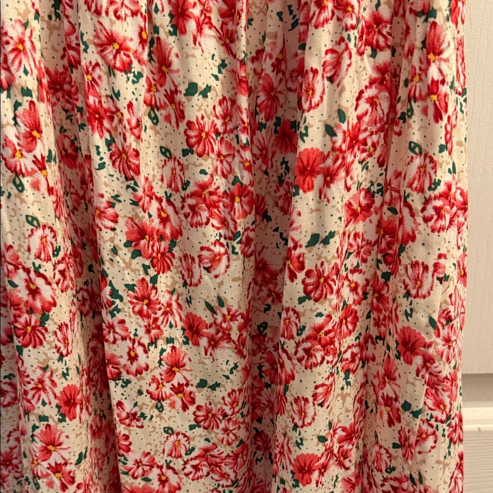 Source Unknown Floral Backless Dress - Red and White - Picture 2 of 3